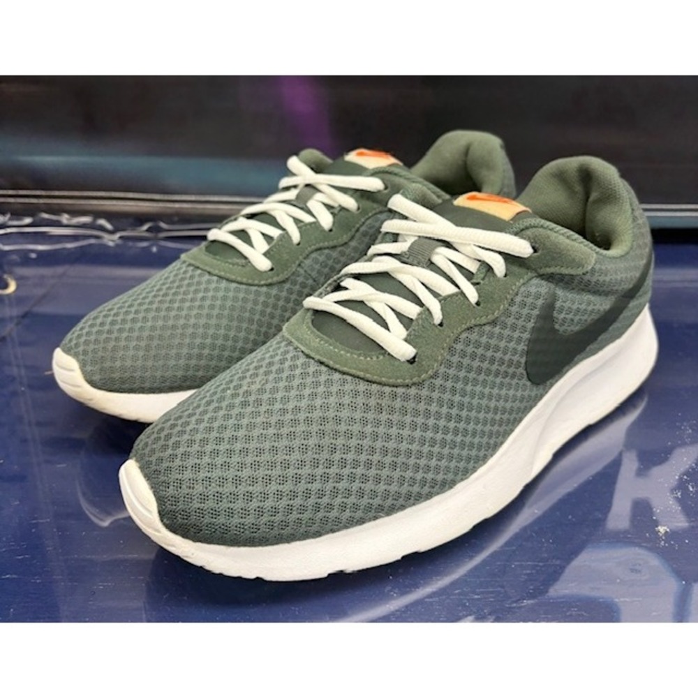 Nike Tanjun Outdoor Vintage Green (2017) 812655-301 Womens sneakers size 12